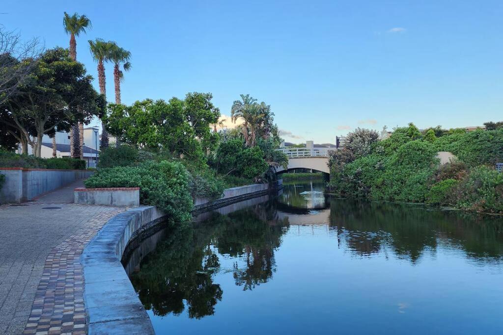 Apartment Waterside Townhouse Cape Town